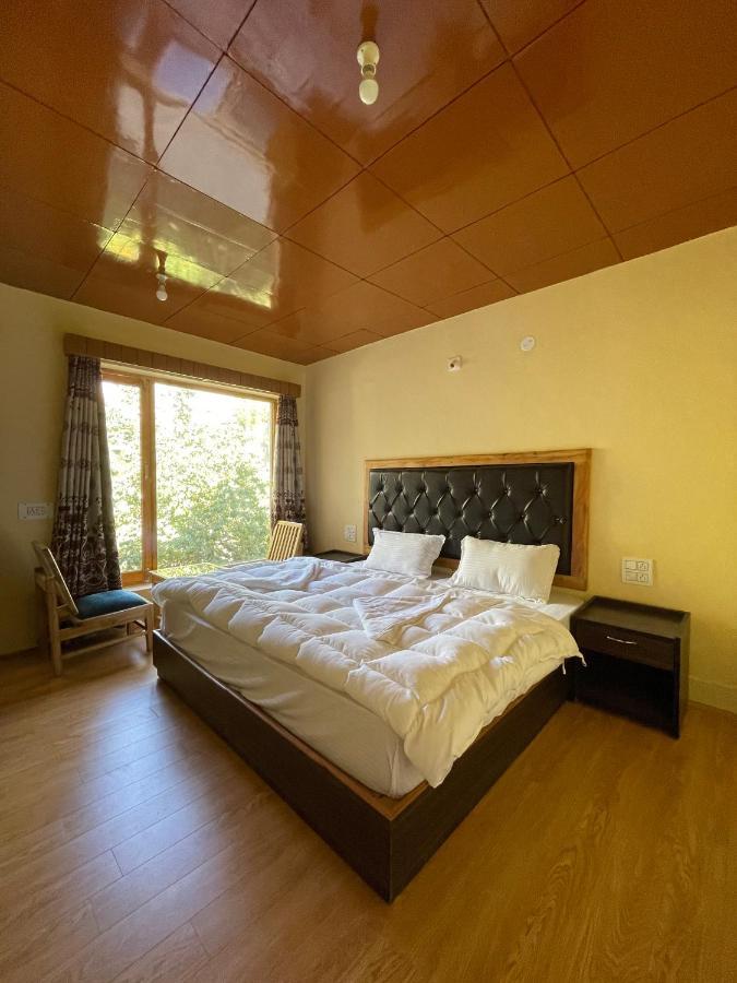 Hinjuma Guest House Лех Екстер'єр фото
