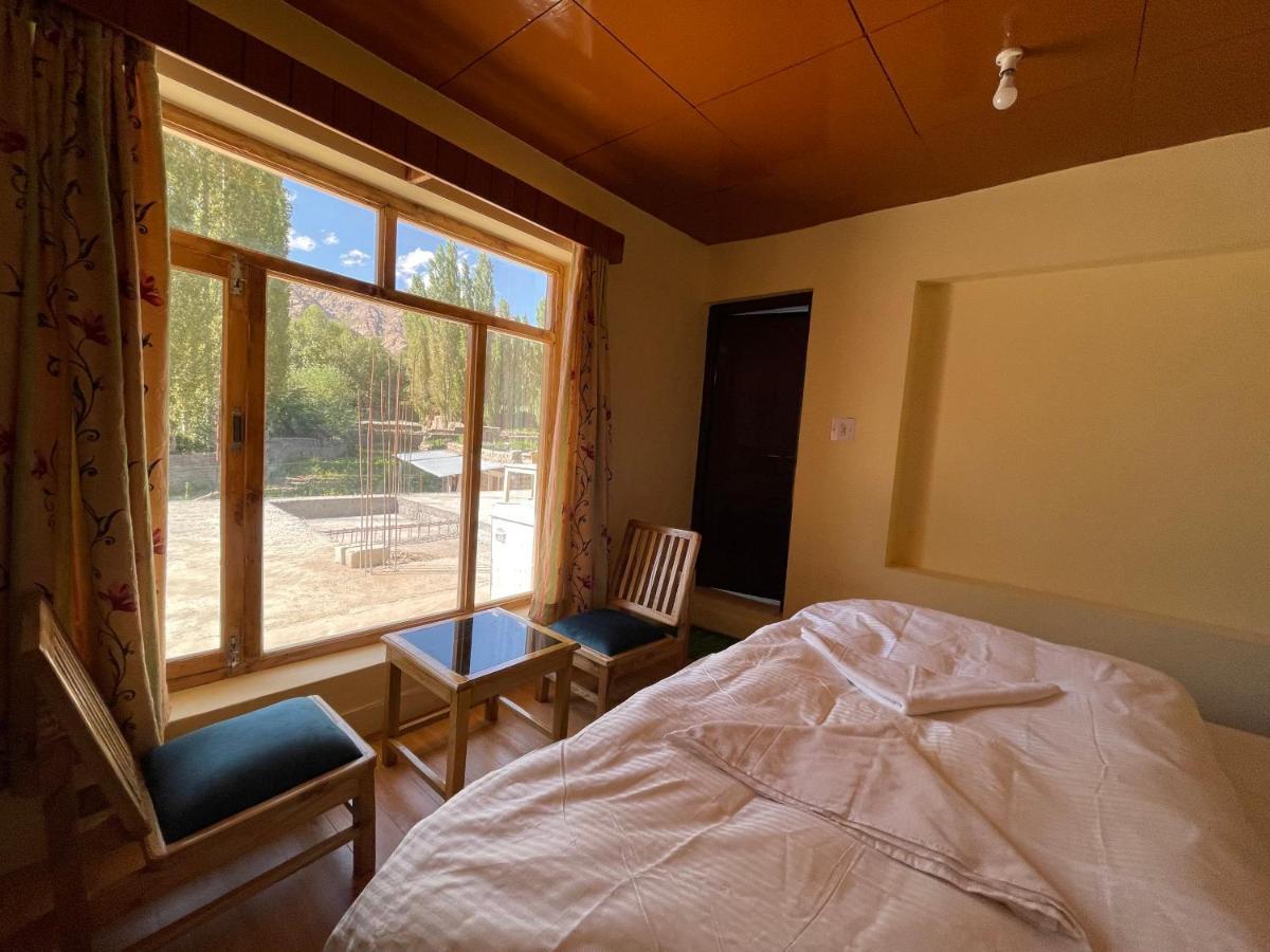 Hinjuma Guest House Лех Екстер'єр фото